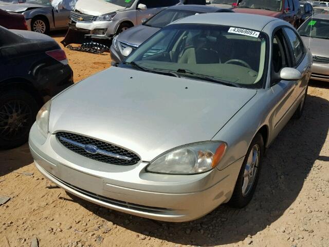 1FAFP53U13G114365 - 2003 FORD TAURUS SE GREEN photo 2