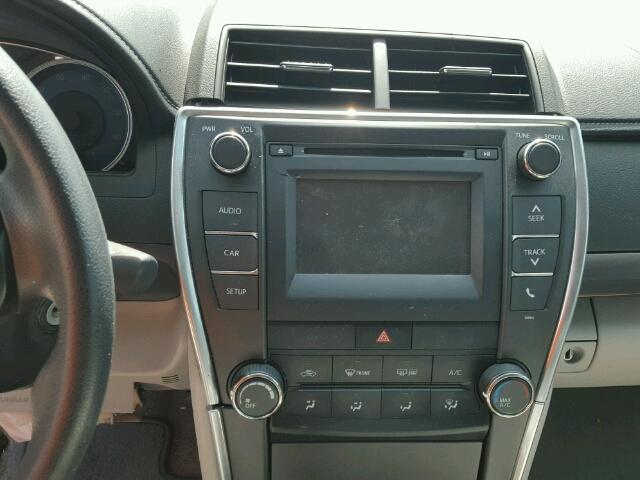 4T1BF1FK0HU634155 - 2017 TOYOTA CAMRY LE შავი ფოტო 9