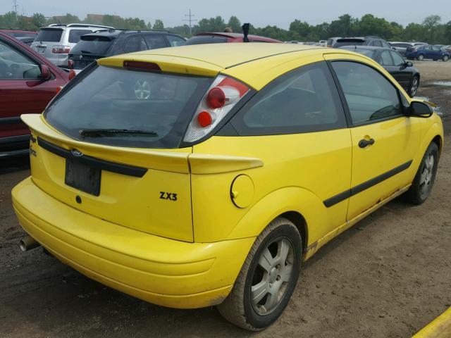 3FAFP31342R178356 - 2002 FORD FOCUS ZX3 YELLOW photo 4