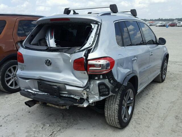 WVGTV7AX4HK018385 - 2017 VOLKSWAGEN TIGUAN SPO 银色 照片 4