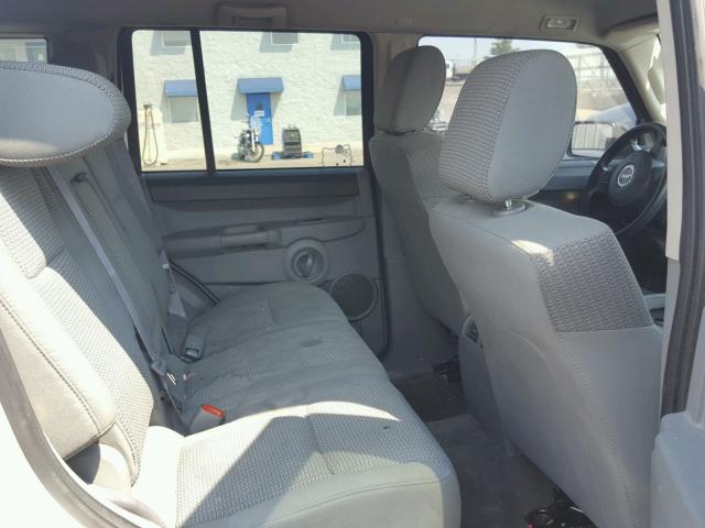 1J8HG48KX7C611683 - 2007 JEEP COMMANDER SILVER photo 6