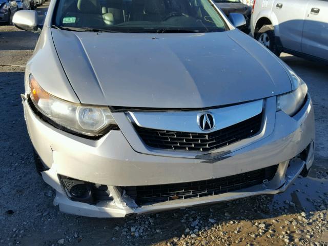 JH4CU266X9C004625 - 2009 ACURA TSX GOLD photo 9