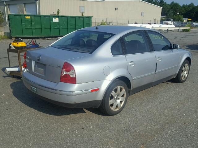 WVWRH63B62P449015 - 2002 VOLKSWAGEN PASSAT GLX 银色 照片 4
