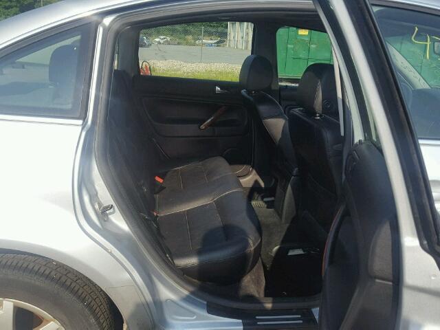 WVWRH63B62P449015 - 2002 VOLKSWAGEN PASSAT GLX 银色 照片 6