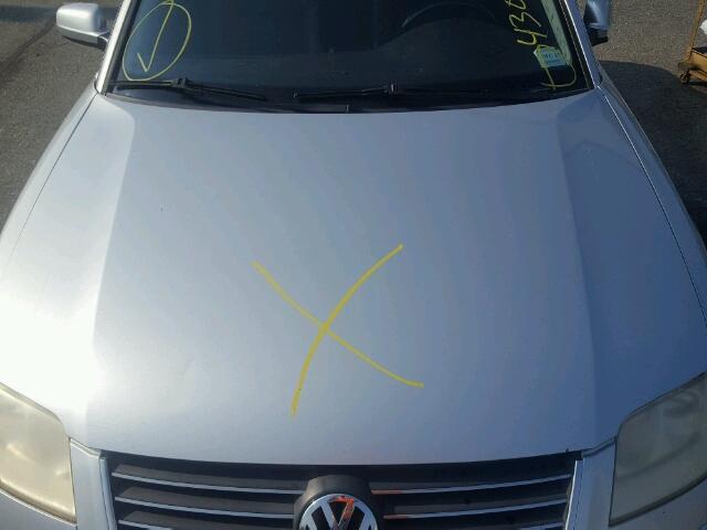 WVWRH63B62P449015 - 2002 VOLKSWAGEN PASSAT GLX 银色 照片 7