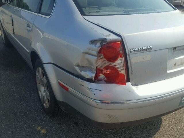 WVWRH63B62P449015 - 2002 VOLKSWAGEN PASSAT GLX 银色 照片 9