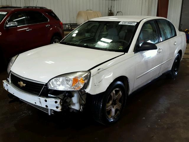 1G1ZS58F58F137220 - 2008 CHEVROLET MALIBU LS WHITE photo 2