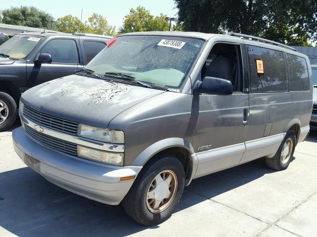 1GNDM19W4VB216908 - 1997 CHEVROLET ASTRO GRAY photo 2