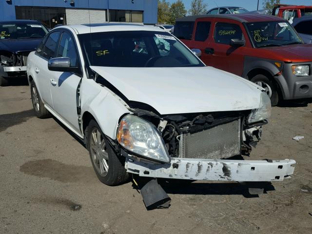 1FAHP25147G159400 - 2007 FORD FIVE HUNDR WHITE photo 1