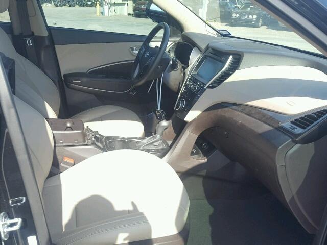 5XYZU3LB7HG464225 - 2017 HYUNDAI SANTA FE S 黑色 照片 5