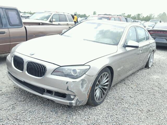 WBAKB8C56BC851792 - 2011 BMW 750LI BEIGE photo 2