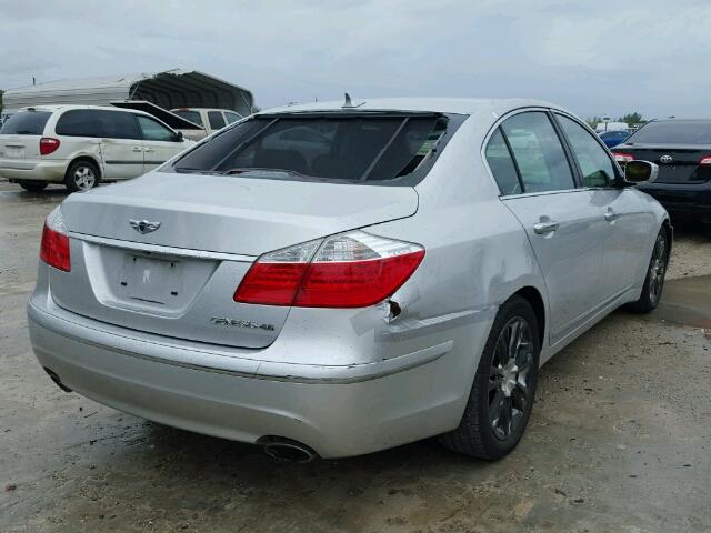 KMHGC4DF6AU073021 - 2010 HYUNDAI GENESIS 4. SILVER photo 4