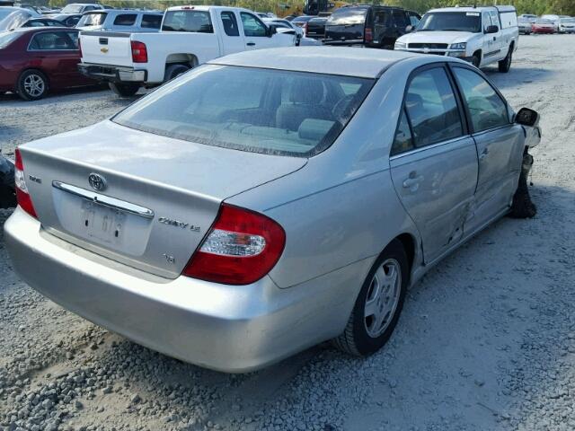 4T1BF30K12U006651 - 2002 TOYOTA CAMRY GRAY photo 4