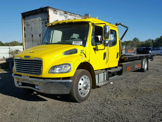 1FVACWDT0GHGY8104 - 2016 FREIGHTLINER M2 106 MED YELLOW photo 2
