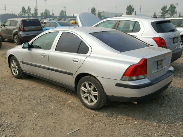 YV1RS61R612088182 - 2001 VOLVO S60 SILVER photo 3