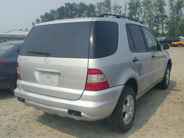 4JGAB54E12A292512 - 2002 MERCEDES-BENZ ML 320 SILVER photo 4