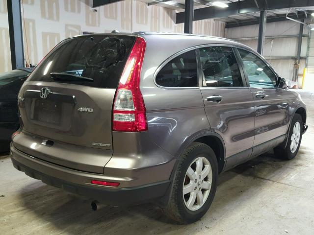 5J6RE4H45BL084822 - 2011 HONDA CR-V SE GRAY photo 4