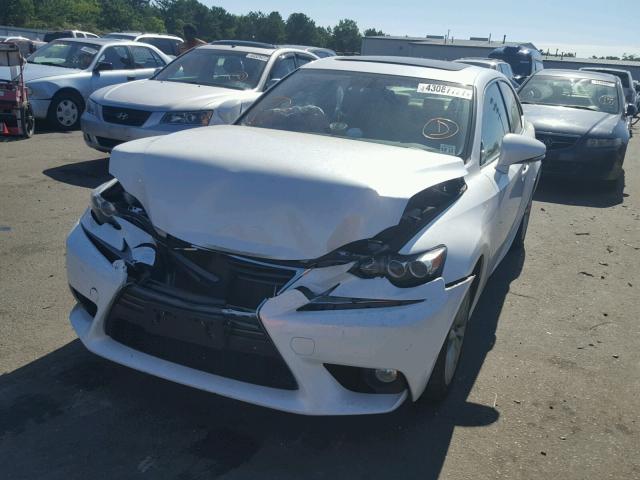 JTHCF1D29E5007292 - 2014 LEXUS IS 250 WHITE photo 2