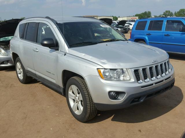 1J4NF1FB8BD154299 - 2011 JEEP COMPASS SP 银色 照片 1