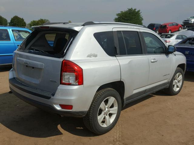1J4NF1FB8BD154299 - 2011 JEEP COMPASS SP 银色 照片 4