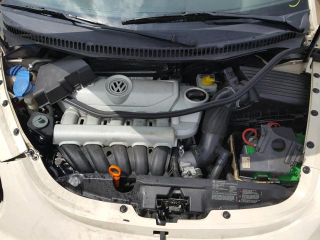 3VWRG31Y18M400986 - 2008 VOLKSWAGEN NEW BEETLE 奶油色 照片 7