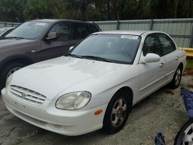 KMHWF25S71A483816 - 2001 HYUNDAI SONATA WHITE photo 2