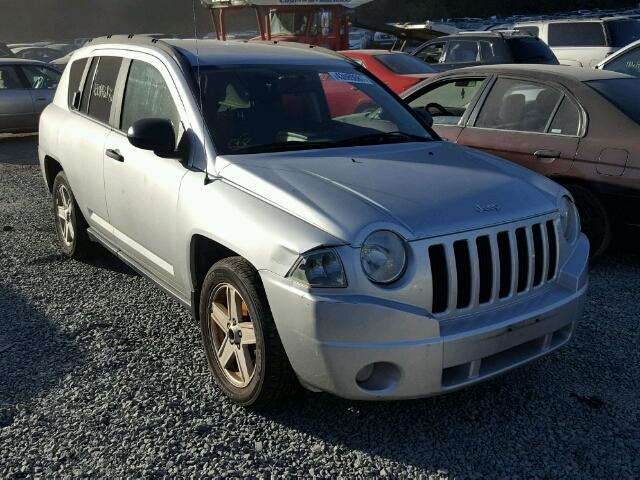 1J8FF47W37D594590 - 2007 JEEP COMPASS SILVER photo 1