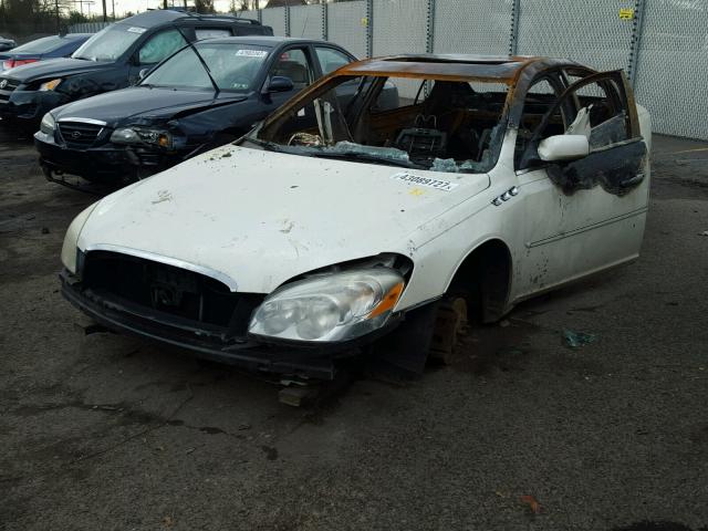 1G4HD57298U116261 - 2008 BUICK LUCERNE CX WHITE photo 2