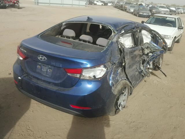 5NPDH4AE3GH702080 - 2016 HYUNDAI ELANTRA SE BLUE photo 4