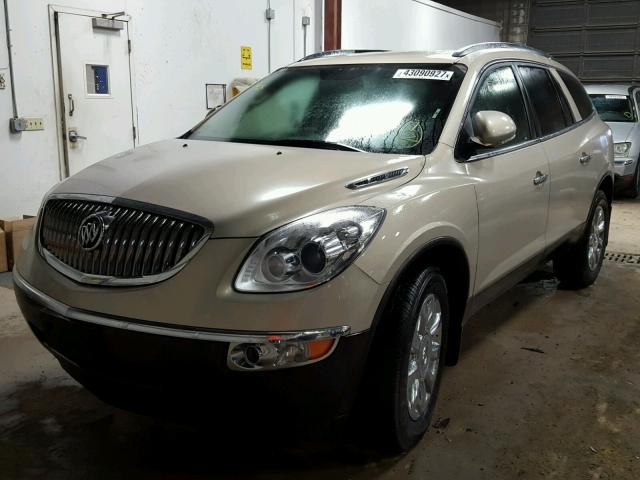 5GAKVCED3CJ206159 - 2012 BUICK ENCLAVE CREAM photo 2