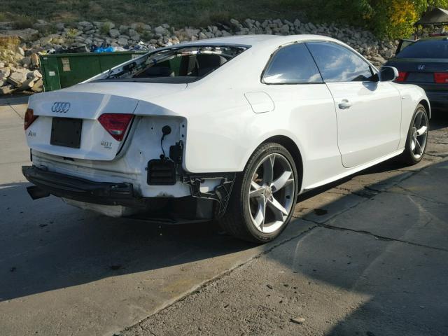 WAUWFAFR7AA077705 - 2010 AUDI A5 PRESTIG WHITE photo 4