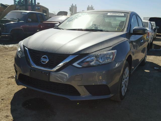 3N1AB7AP6GL682496 - 2016 NISSAN SENTRA S GRAY photo 2