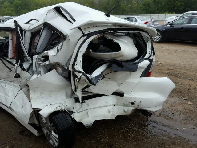 JHMGE8H51BC026007 - 2011 HONDA FIT SPORT WHITE photo 9