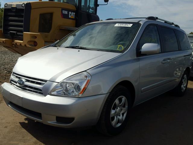 KNDMB233686263261 - 2008 KIA SEDONA EX SILVER photo 2