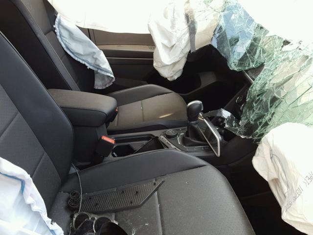 3VV2B7AXXJM143612 - 2018 VOLKSWAGEN TIGUAN SE Rot Foto 5