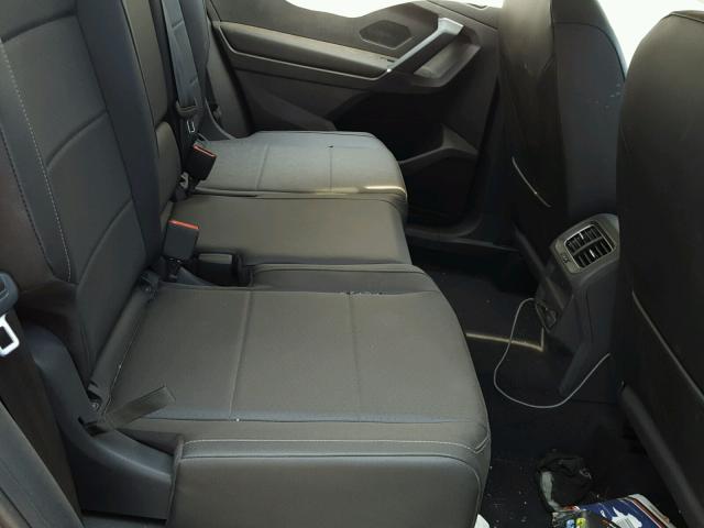 3VV2B7AXXJM143612 - 2018 VOLKSWAGEN TIGUAN SE Rot Foto 6