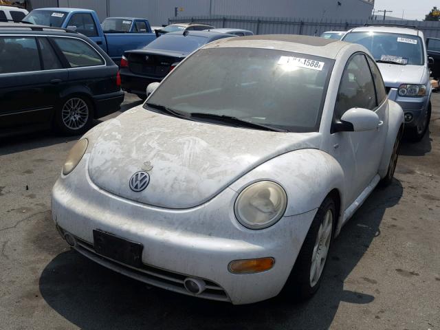 3VWDD21C82M414327 - 2002 VOLKSWAGEN NEW BEETLE 白色 照片 2