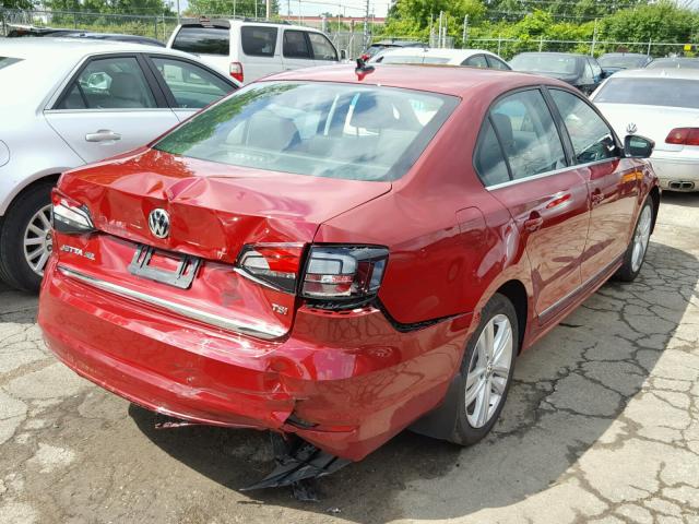 3VWL17AJ7HM240162 - 2017 VOLKSWAGEN JETTA SEL MAROON photo 4