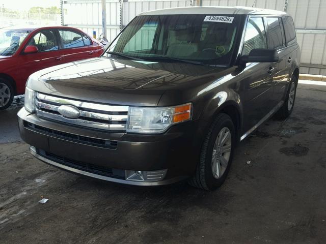 2FMGK5BC6BBD32454 - 2011 FORD FLEX SE BROWN photo 2