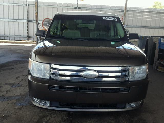 2FMGK5BC6BBD32454 - 2011 FORD FLEX SE BROWN photo 9