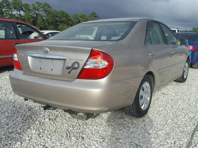 JTDBE32K230229598 - 2003 TOYOTA CAMRY LE GOLD photo 4