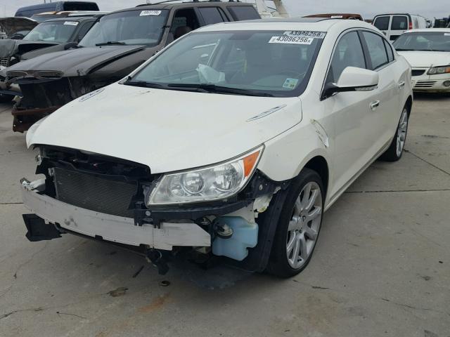 1G4GE5GV1AF303099 - 2010 BUICK LACROSSE C WHITE photo 2