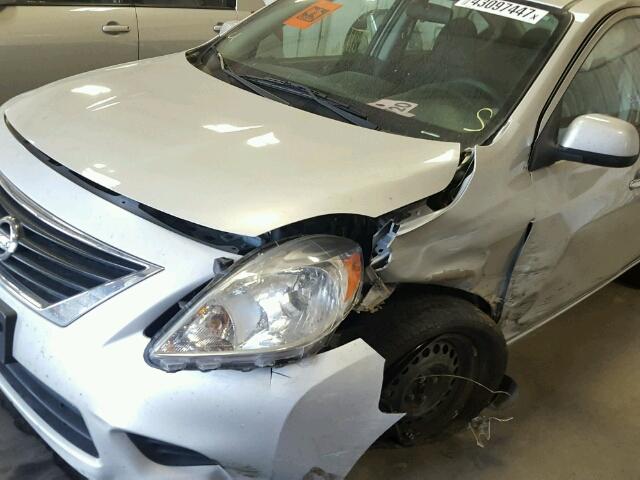 3N1CN7AP9EL812168 - 2014 NISSAN VERSA S SILVER photo 9