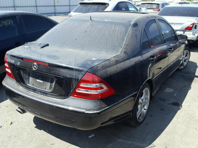 WDBRF52H76A905052 - 2006 MERCEDES-BENZ C GENERATI BLACK photo 4