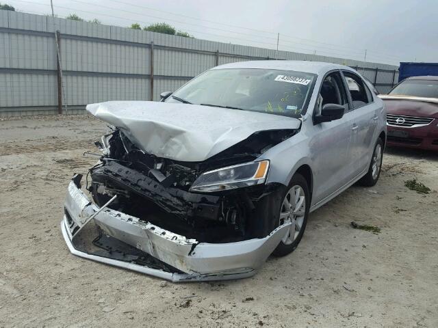 3VWD17AJ6FM331683 - 2015 VOLKSWAGEN JETTA SE 银色 照片 2