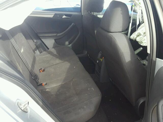 3VWD17AJ6FM331683 - 2015 VOLKSWAGEN JETTA SE 银色 照片 6