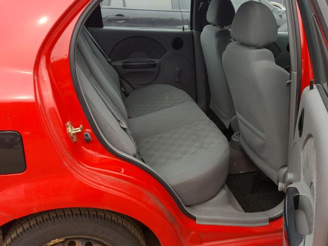 KL1TD52695B476301 - 2005 CHEVROLET AVEO BASE Қызыл фото 5