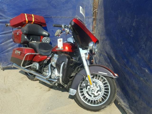 1HD1KEM17DB677408 - 2013 HARLEY-DAVIDSON FLHTK ELEC ორფეროვანი ფოტო 1