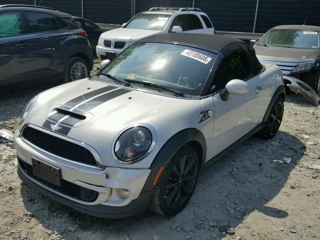 WMWSY3C59CT144446 - 2012 MINI COOPER ROA SILVER photo 2