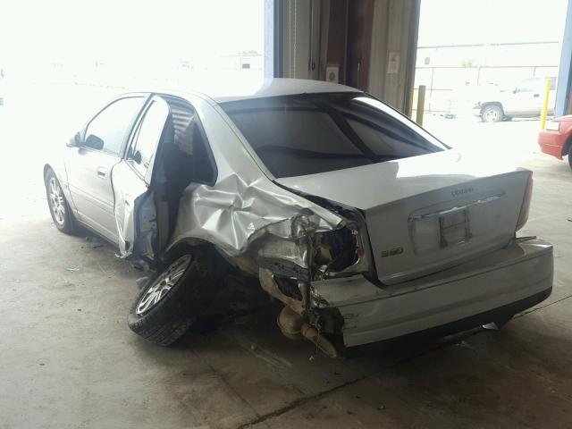 YV1TS592151408608 - 2005 VOLVO S80 2.5T SILVER photo 3